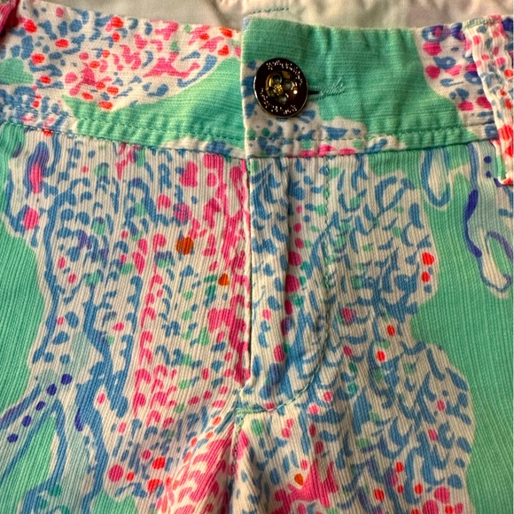 Lilly Pulitzer Callahan 5” Shorts Fansea Blue Pink Mint Coral Print Size 2 - Picture 2 of 9